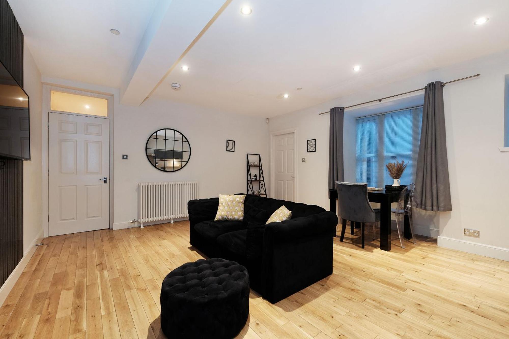 One Of A Kind Historic 3 Bedroom Apartment Aberdeen Exteriér fotografie