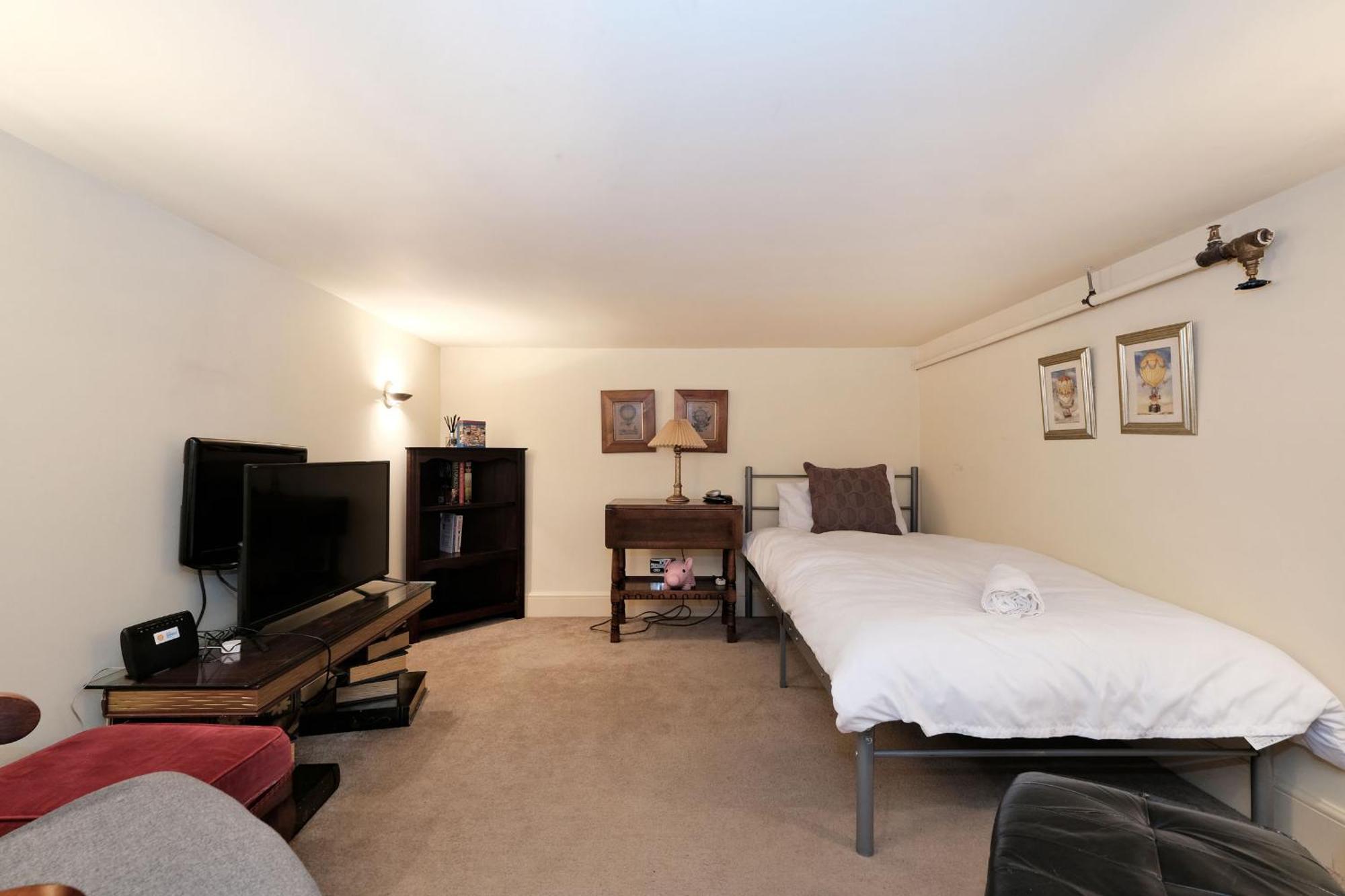 One Of A Kind Historic 3 Bedroom Apartment Aberdeen Exteriér fotografie